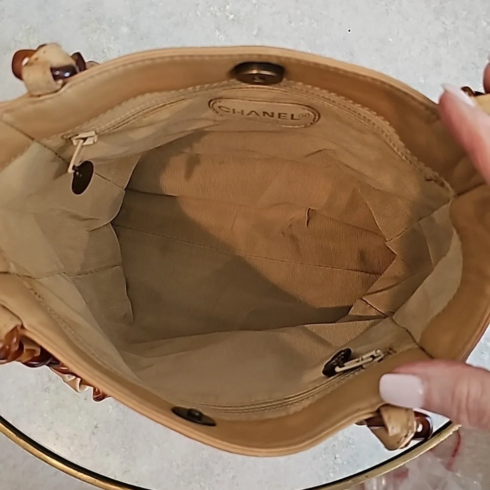 👑AUTHENTIC RARE👑 Vintage CHANEL CC Beige Lambskin Shoulder Tote - Picture 11 of 15